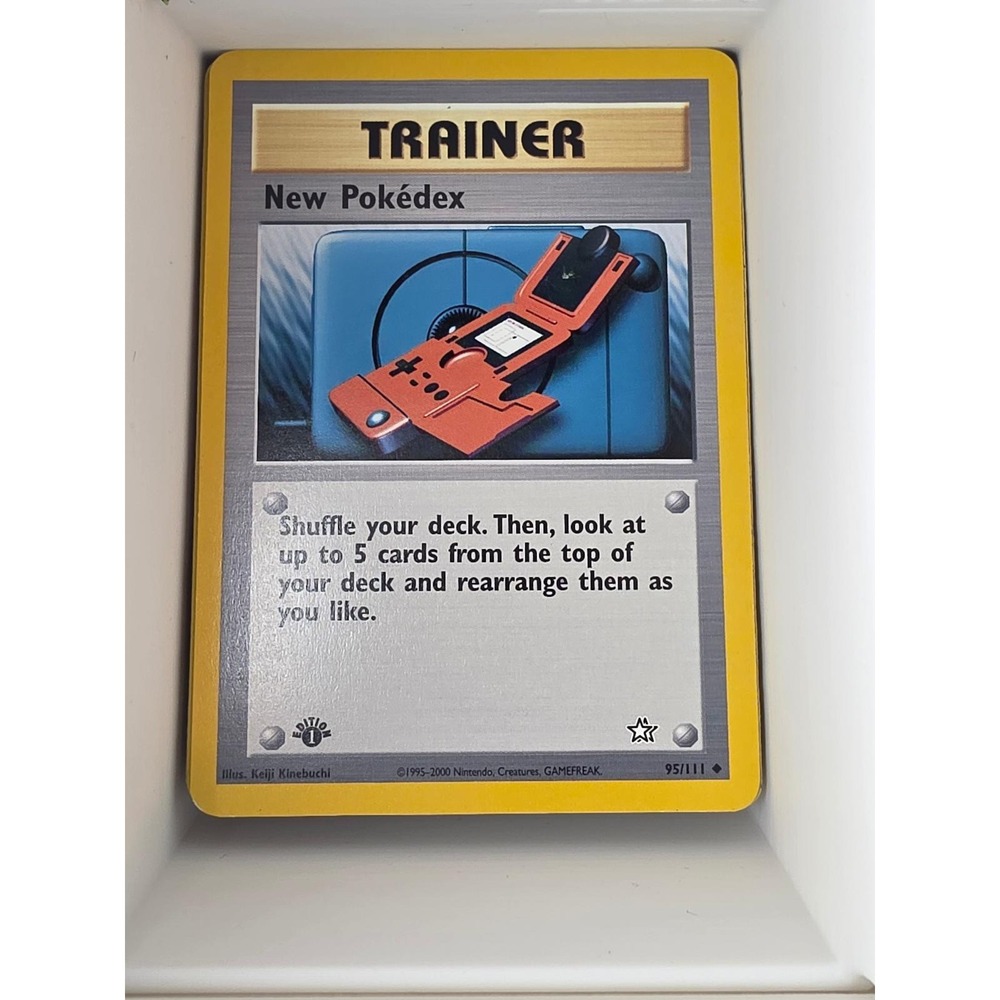 New Pokedex 95/111 Uncommon Neo Genesis Pokemon 1st Edition Near Mint